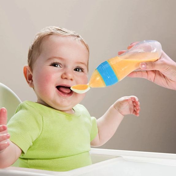 Silicone baby shop feeding bottle